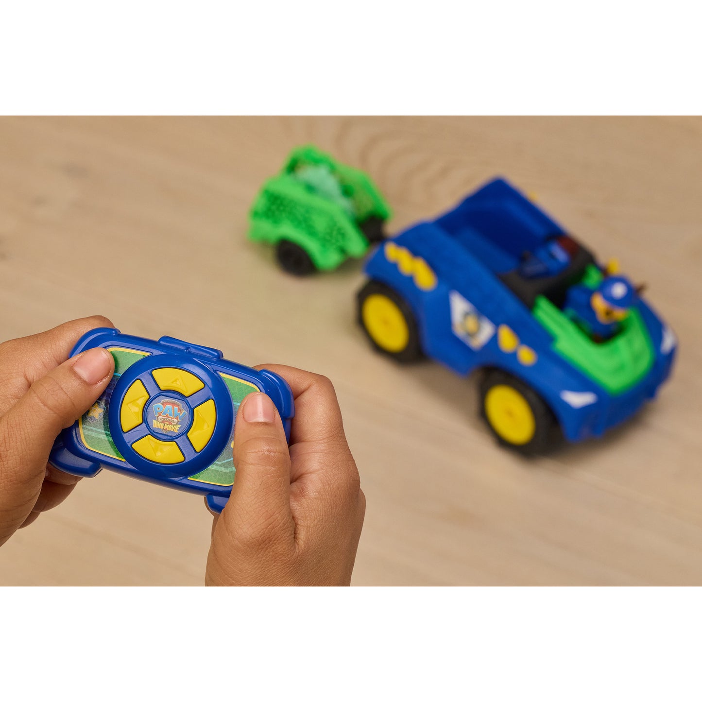 Paw Patrol: Der Dino Film - Chase' ferngesteuertes Dino Rettungs-Fahrzeug, RC