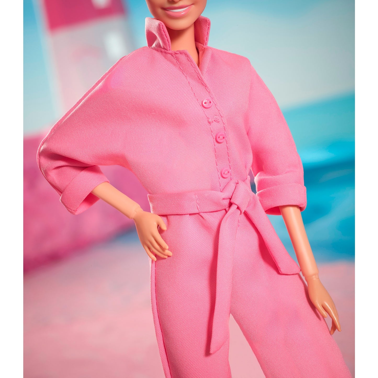Mattel Barbie The Movie - Margot Robbie als Barbie: Puppe im rosa Jumpsuit