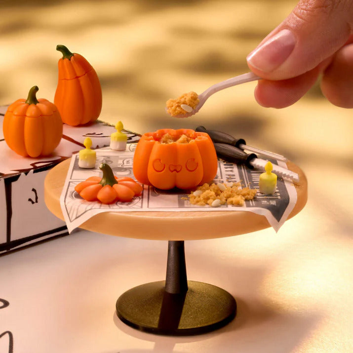 MGA's Miniverse - Make It Mini Halloween 2025 Beetlejuice Mini Collectibles, Basteln