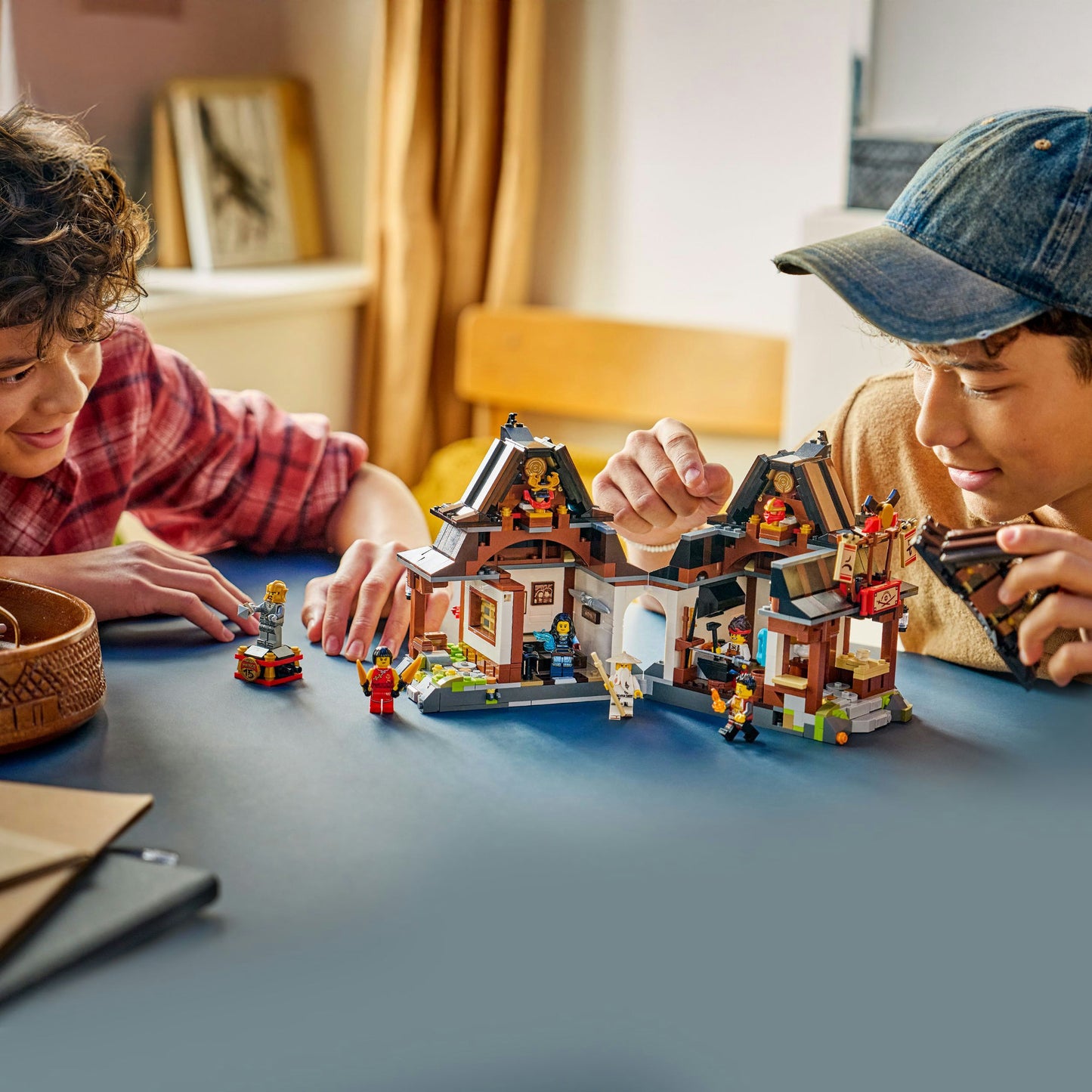 71858 Ninjago 15-jähriges Jubiläum der Vier-Waffen-Schmied, Konstruktionsspielzeug