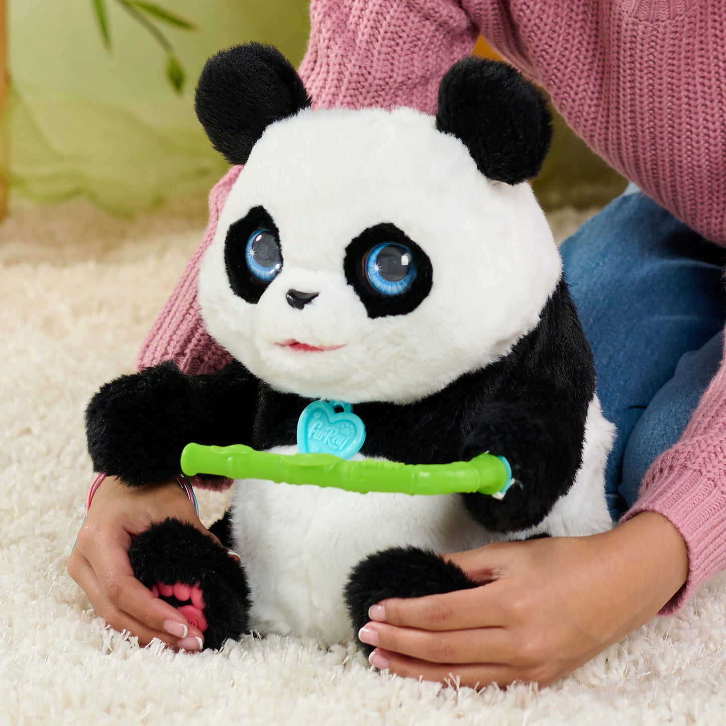 furReal Coco the Tumbling Panda, Kuscheltier