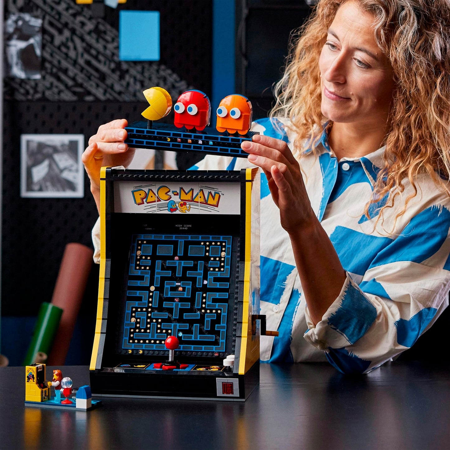 LEGO 10323 Icons PAC-MAN Spielautomat, Konstruktionsspielzeug