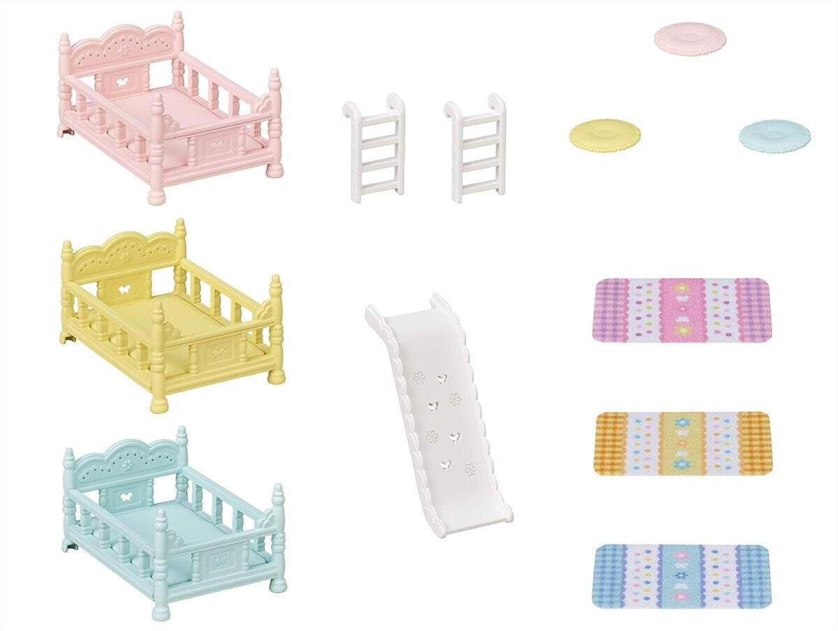 Sylvanian Families - Dreistöckiges Babyhochbett, Konstruktionsspielzeug